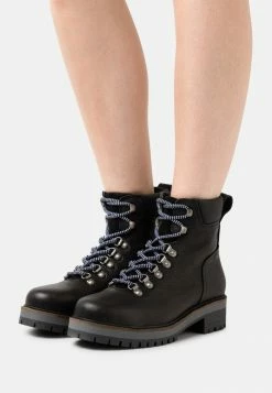 Barbour STANTON - Classic Ankle Boots - Black