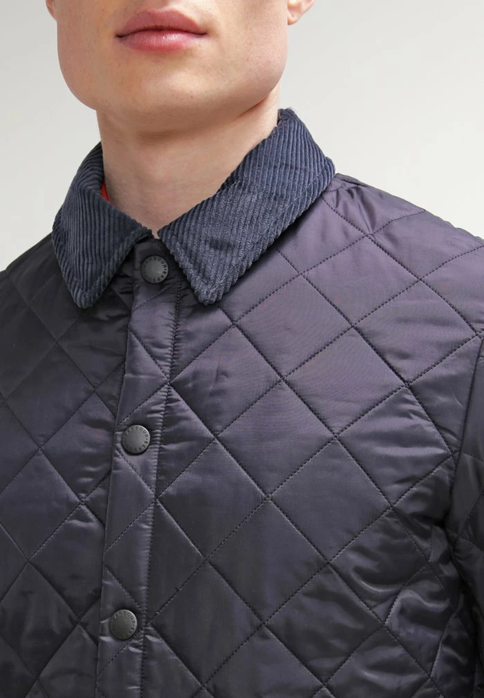 Barbour Light Jacket - Navy - Image 5