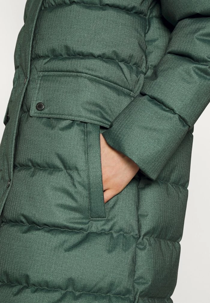 Barbour ROSEROOT QUILT - Classic Coat - Green - Image 6